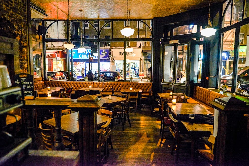 BAR & PUBs: