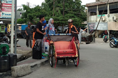 Aktifkan kembali becak, keputusan Anies Baswedan dianggap sebuah kemunduran