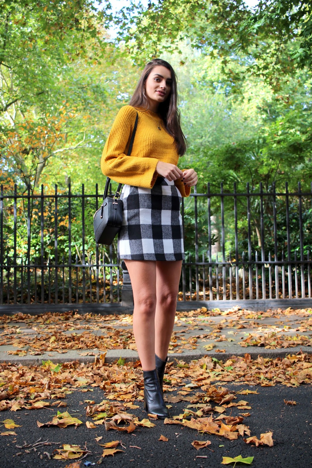 peexo fashion blogger london primark outfit