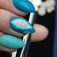  Cosmetics Zone PST 13 Pistachio & 027 Cavansyt - geode nails