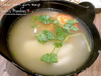 Clear tom yum soup - Kra Pow Thai Street Food at Far East Plaza - Paulin's Munchies