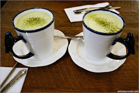 Matcha Latte de la Cafetería Maman en Nomad, Nueva York