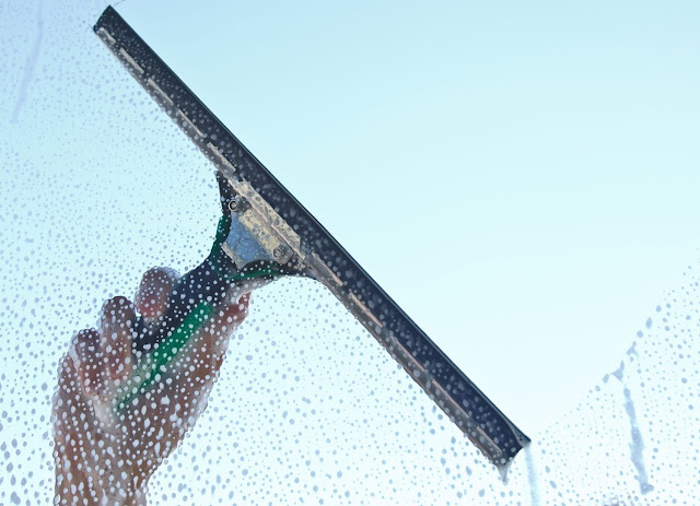 window cleaning company in london