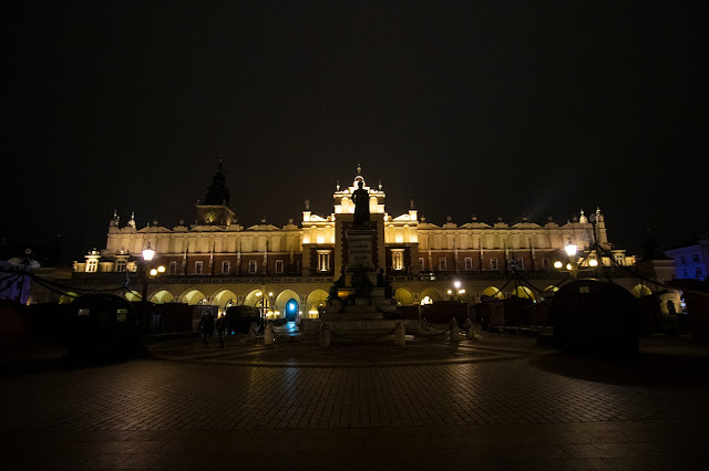 Fondaco del tessuto-Rynek Główny-Cracovia