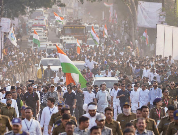 huge crowd to rahul gadhi bharat jodo yatra