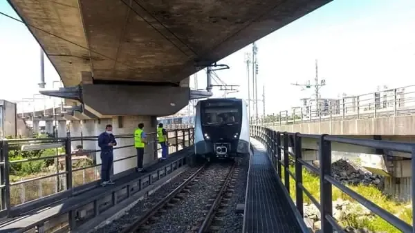 Treno nuovo della Linea 1 di Napoli