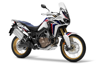 Honda CRF1000L Africa Twin (2016) Front Side 2