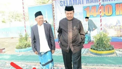 Viral Foto Sekda Kobi, Kabag Humas: Karpet yang Terinjak Bukan Sajadah