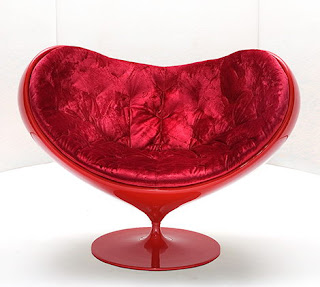 Heart ArmChair Wallpapers