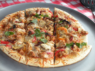 Sausage_Pepper_Mushroom_Pizza