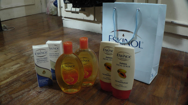 Eskinol Gift Pack 4 sets of [Glutathione Whitening Night Cream + Eskinol Orange Fresh Facial Clenser + Papaya Facial Scrub] (only 2 shown)