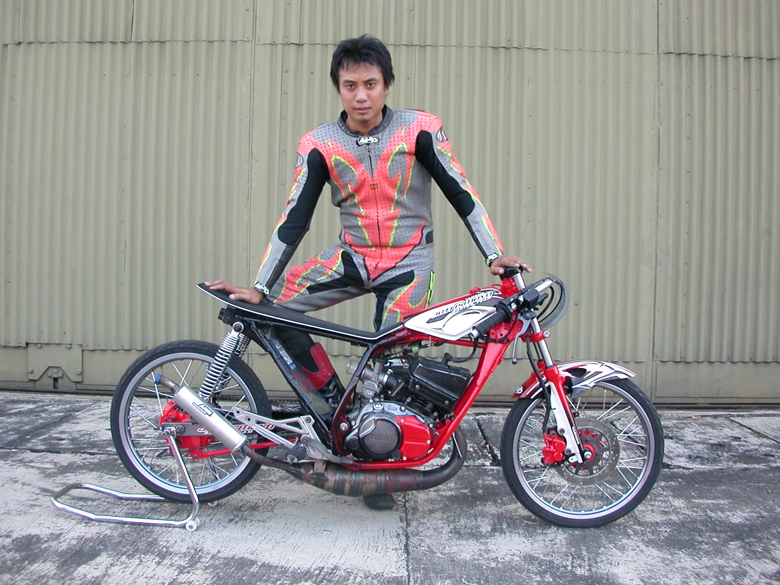 FREE MOTORCYCLE DESIGN Modifikasi Motor Rxz Drag Extreme