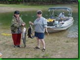 th_LadiesShowTwoCatfish