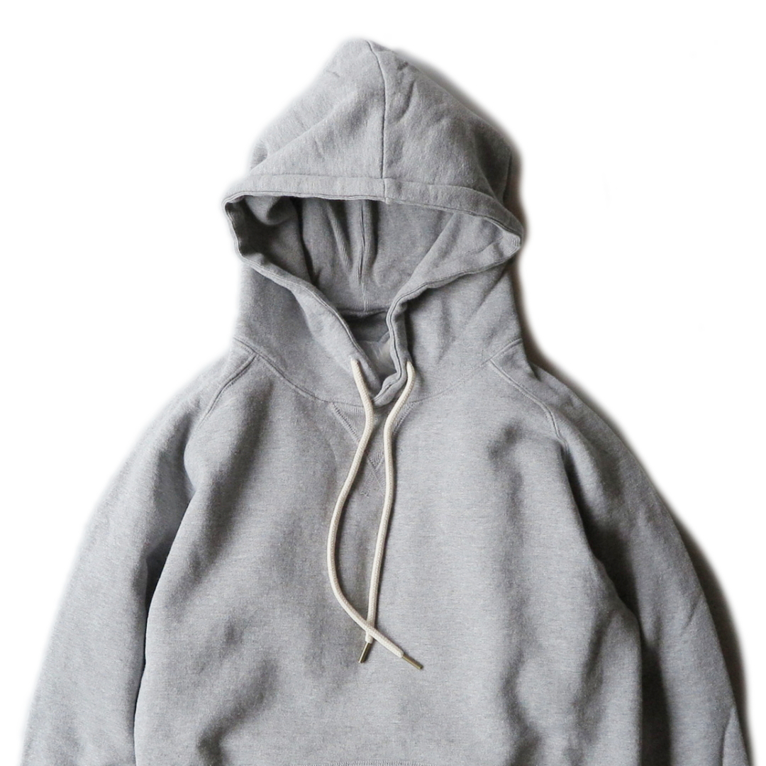 ANASOLULE Standard Hoodie Limited 12,800yen TRUMPS