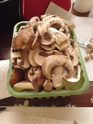 sliced chestnut mushrooms