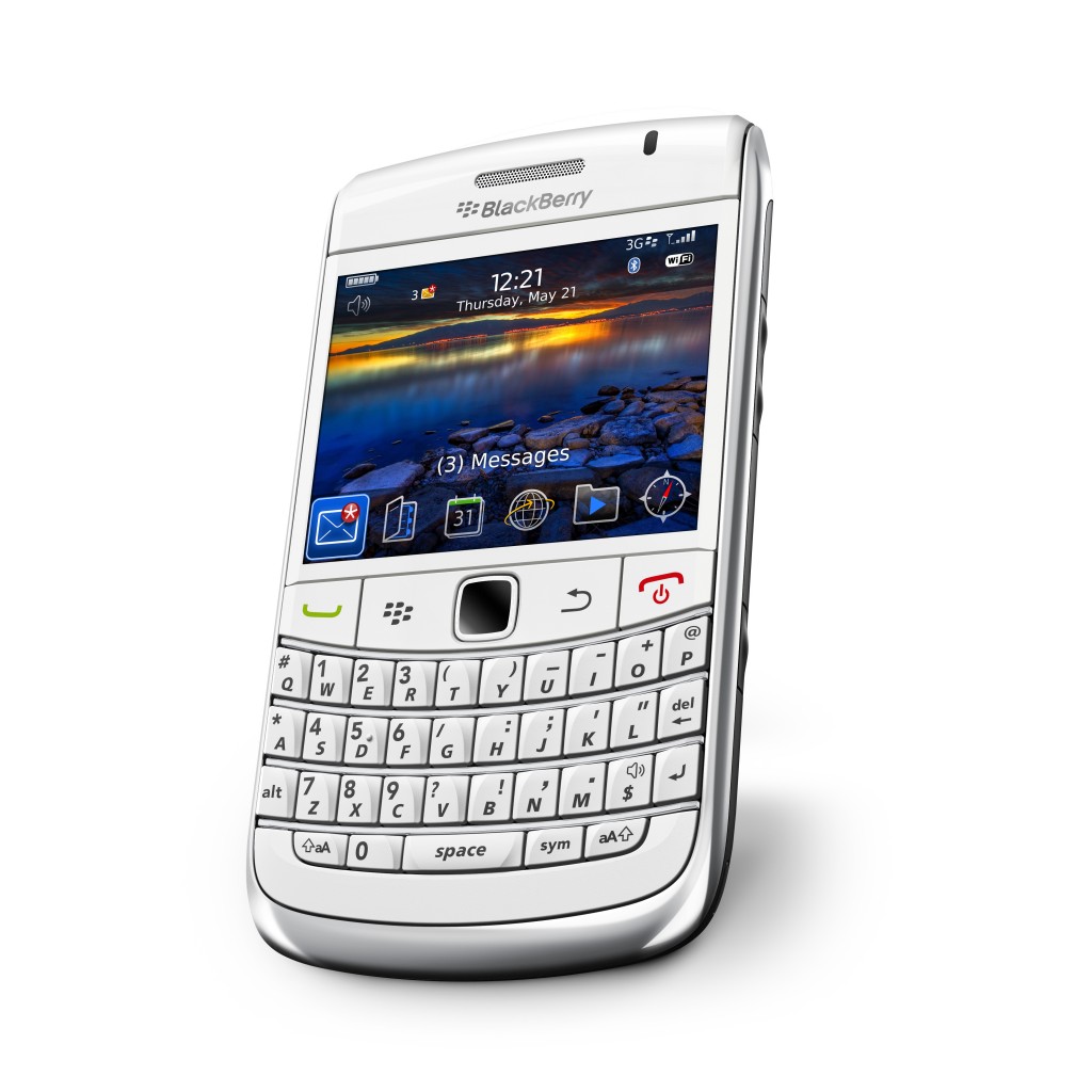 Blackberry Bold 9700 ;