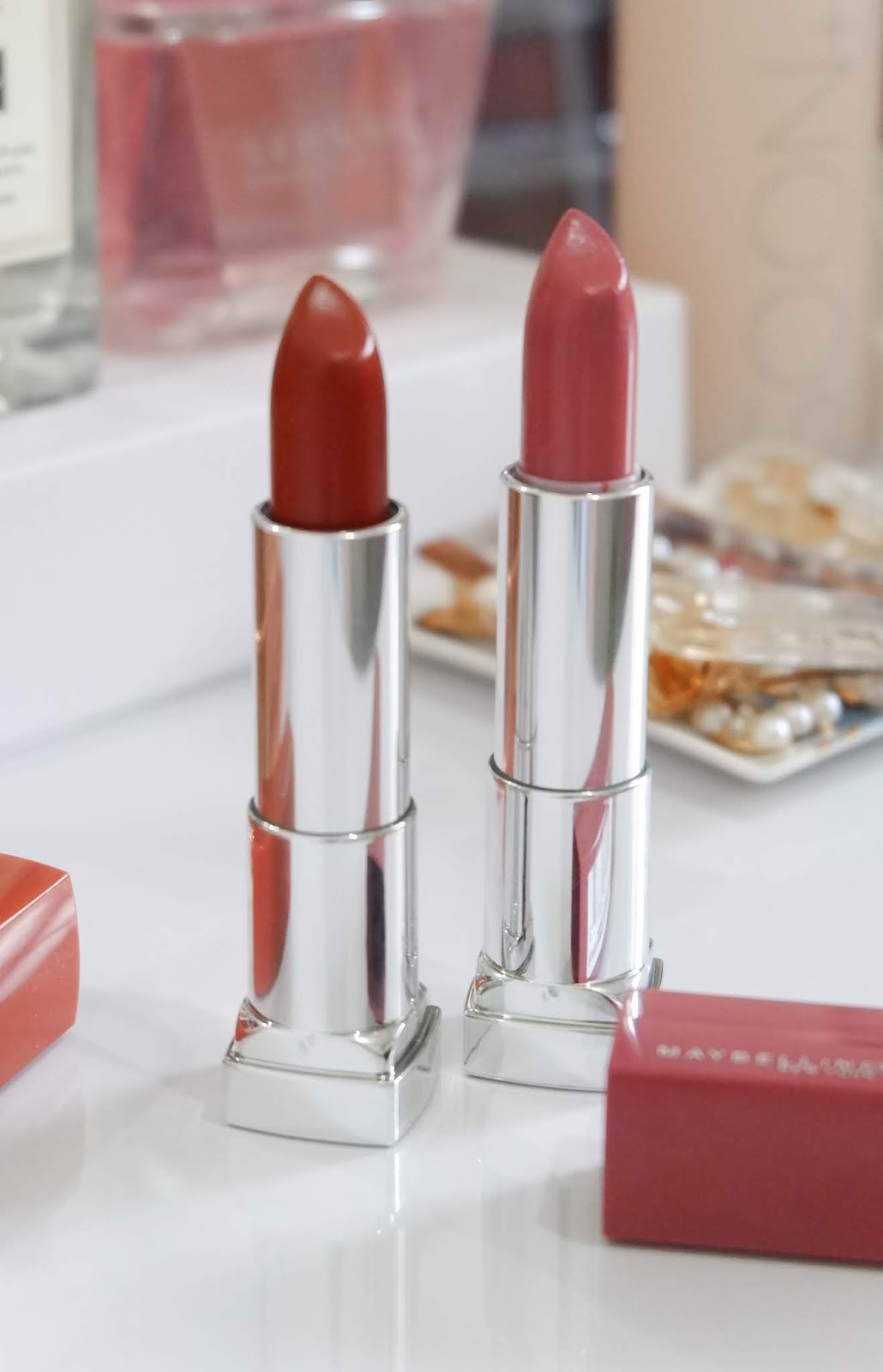 Lipstick maybelline light reviews pink shades stores