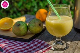 Jus de poires, bananes et oranges - un jus facile à réaliser