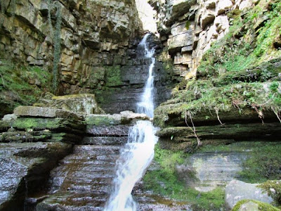 Foto Air Terjun Cantik dari berbagai Tempat di Dunia @ www.digaleri.com gambar air terjun