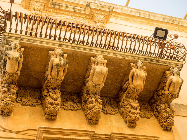 Noto - Palazzo Nicolaci di Villadorata ©ValeriaDeRiso