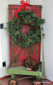 red barn door, pallets, salvaged, https://goo.gl/wdYz0C