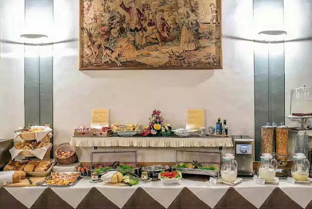 Hotel Paris - Florencia - desayunador