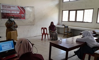 Gambar 2. Kata Sambutan dari Kepala Sekolah SMA PGRI Kota Dumai, Ibu Noviatianora Lestari, S.Pd