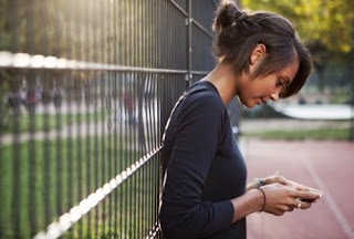 Sering Mengetik SMS Membuat Otot Tangan Menjadi Lelah Menurut Peneliti | Pendapat Pakar