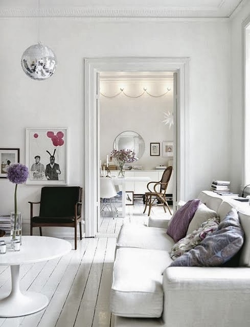 simply vintageous...by Suzan: Week of White - Living Rooms