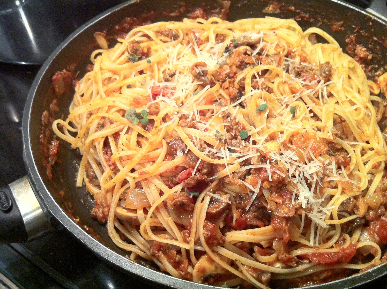 Spaghetti Bolognese klassisch & gut [ESSEN & TRINKEN] - spaghetti bolognese jamie oliver