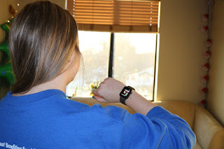 Fitbit vs Apple Smart Watch 