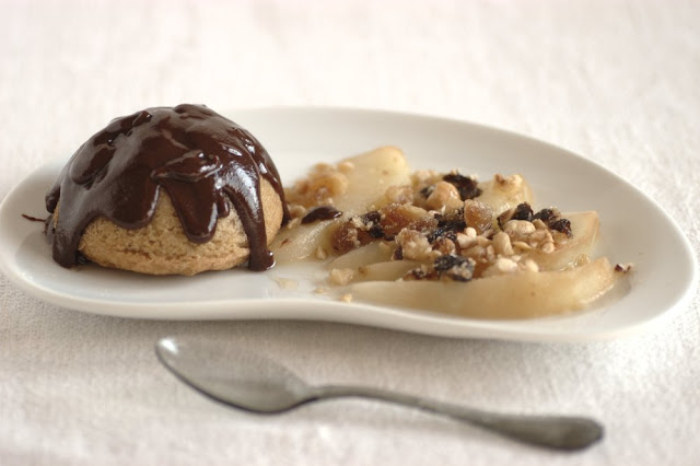 tortino di grano saraceno con salsa di gianduia