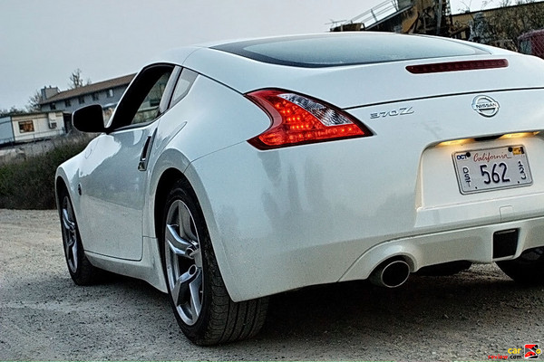 The fresh character of the 2009 Nissan 370Z is immediately apparent in the
