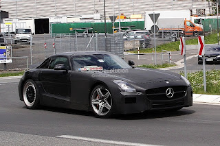 Spyshots: 2015 Mercedes SLC AMG