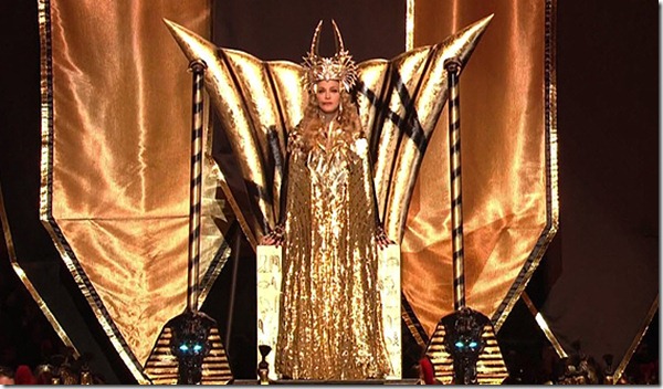 Madonna Superbowl 2012 Subliminar