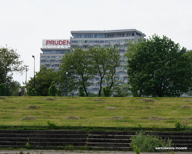 blok Warsaw miasto Wisła rejs po Wiśle city rok Wisły 2017 tramwaj wodny