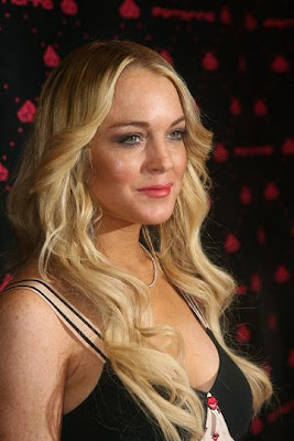 Lindsay Lohan Hairstyle on Celebrity Hairstyles  Celebrity Haircut  Lindsay Lohan S Hairstyles