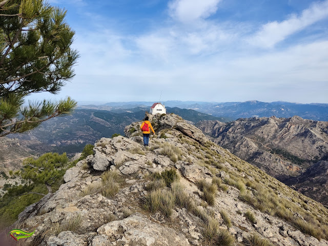 Subida circular al Caballo Torraso (1726 m) en la Sierra de Las Villas