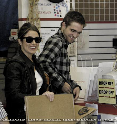 nikki reed and robert pattinson dating. Rob was with Nikki and