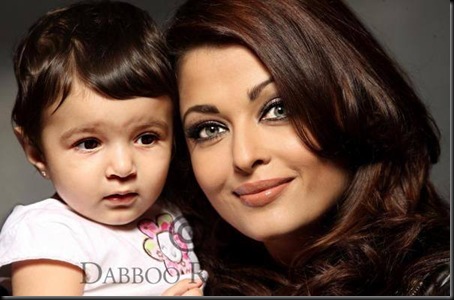 Aishwarya-Rai-Bachchan-with-Myrah-Ratnani-Daboo-Ratnani-Baby_2