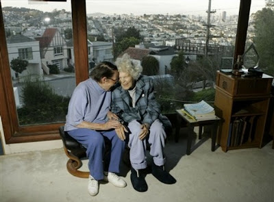 Phyllis Lyon and Del Martin at their home in San Francisco on 2 March 2008 -- Photo by Marcio Jose Sanchez, AP