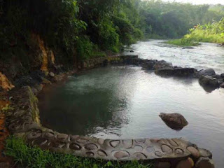 Lokasi Dan Harga Tiket Danau Ranu Segaran Surga Tersembunyi Di Probolinggo Jawa Timur