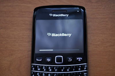 Blackberry curve 9320 mengalami restart sendiri saat sedang browsing