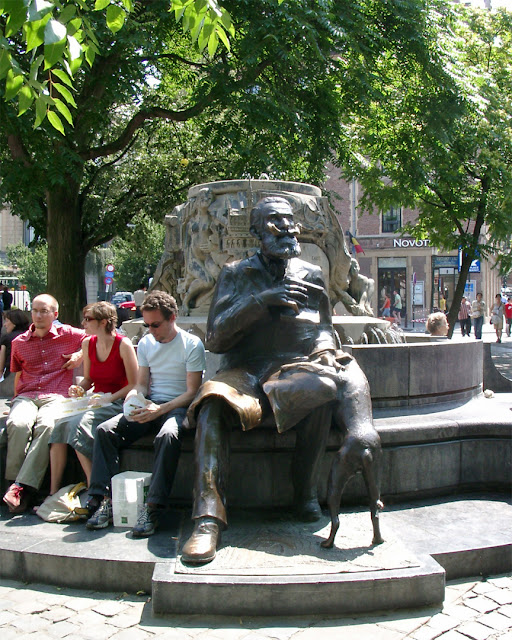 Karel Buls, Charles Buls fountain, Rue du Marché aux Herbes, Grasmarkt, Brussels