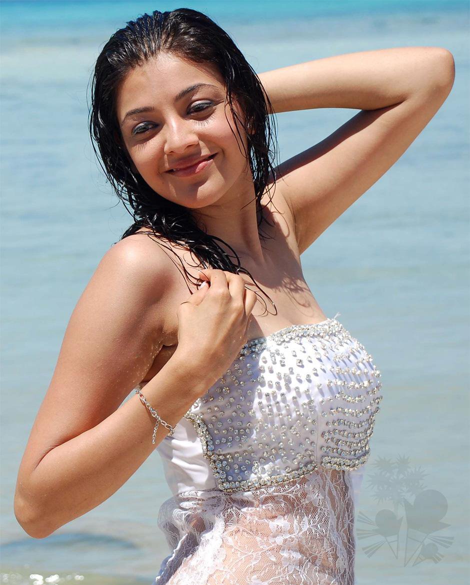 Kajal Agarwal Hot Wet Wallpapers