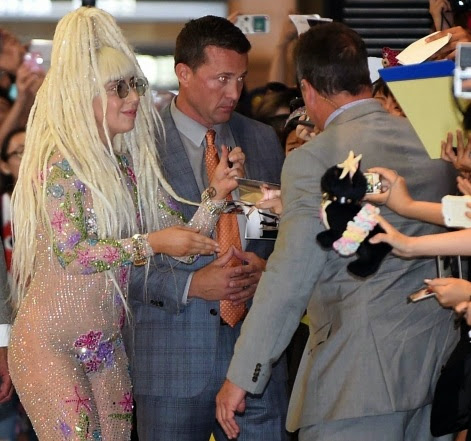 Lady Gaga tiba di Jepang