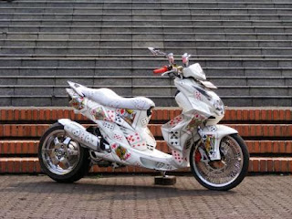 Simple Modifikasi Yamaha Mio LowRider Sporty Soul 