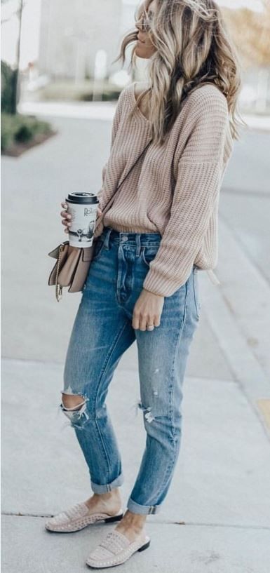 comfy outfit / knit sweater + bag + rips + loafers