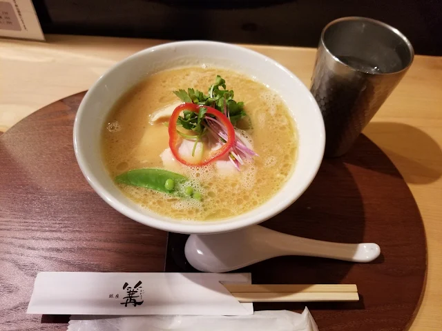 銀座篝本店のラーメン