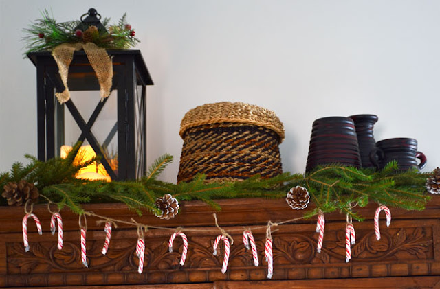 An easy diy mini Christmas garland with candy canes.